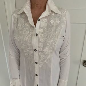 White Shirt Size M brand new with tags